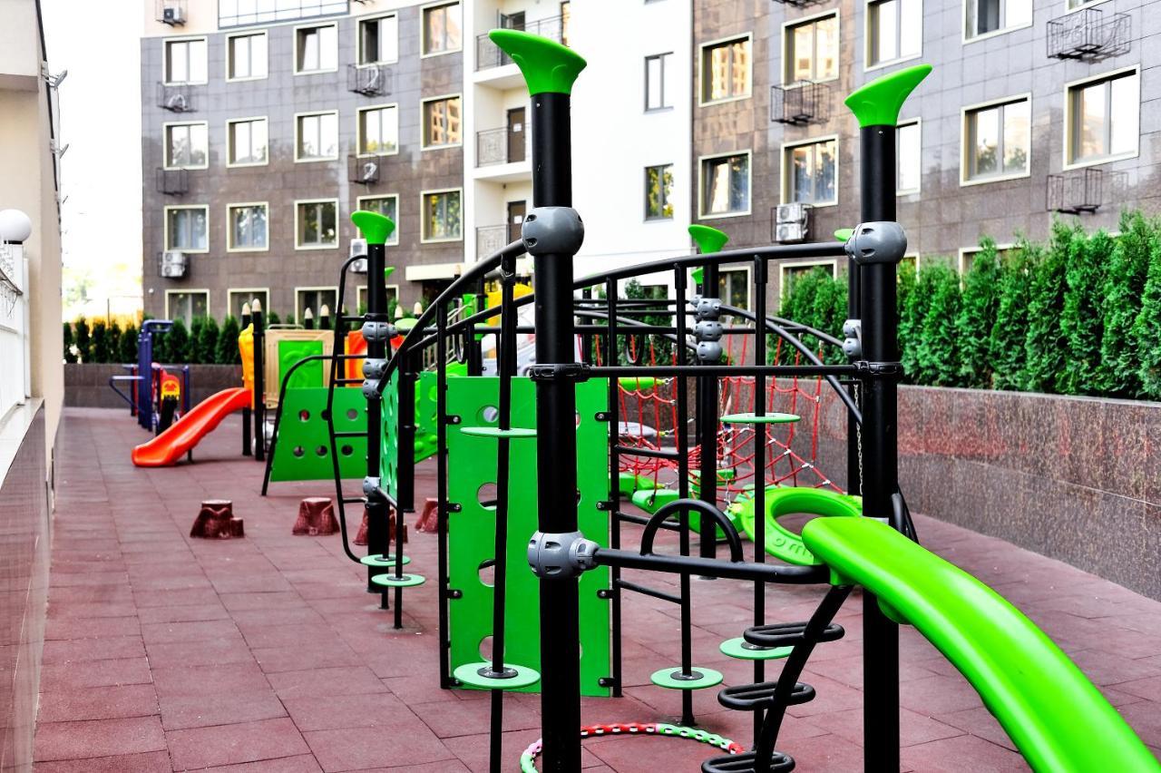 Arcadia Stylish Apartment Big Terrace! Одесса Экстерьер фото